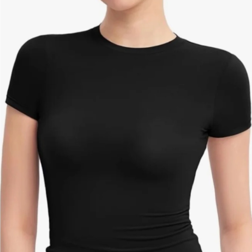 Pumiey Black Women's Top